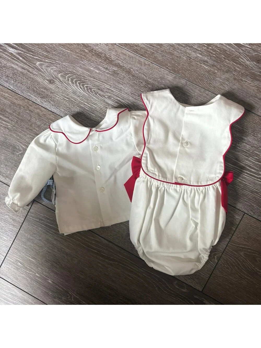 Broke Brooke Edgehill Collection Christmas Bubble Set NB NWT